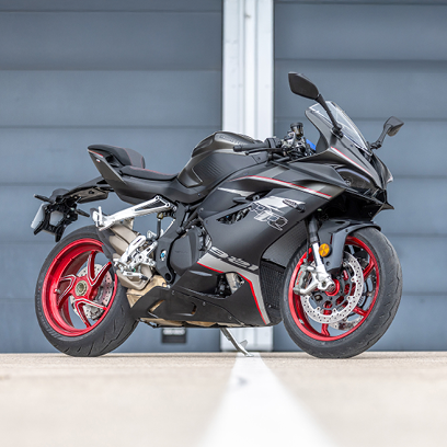 La SRK 921 RR : la nouvelle sportive de QJMOTOR